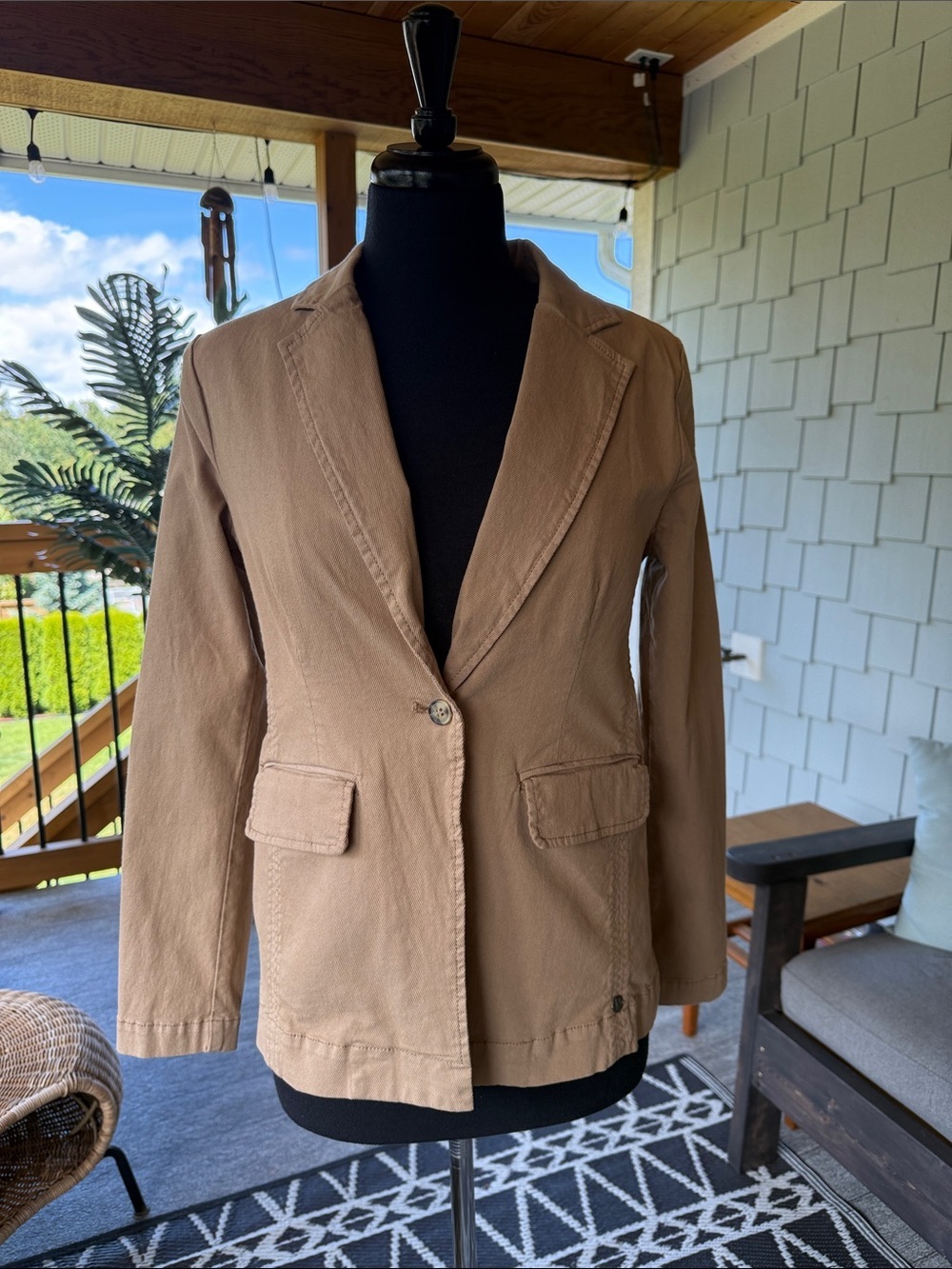 Nile | Cotton Blend Single Button Blazer